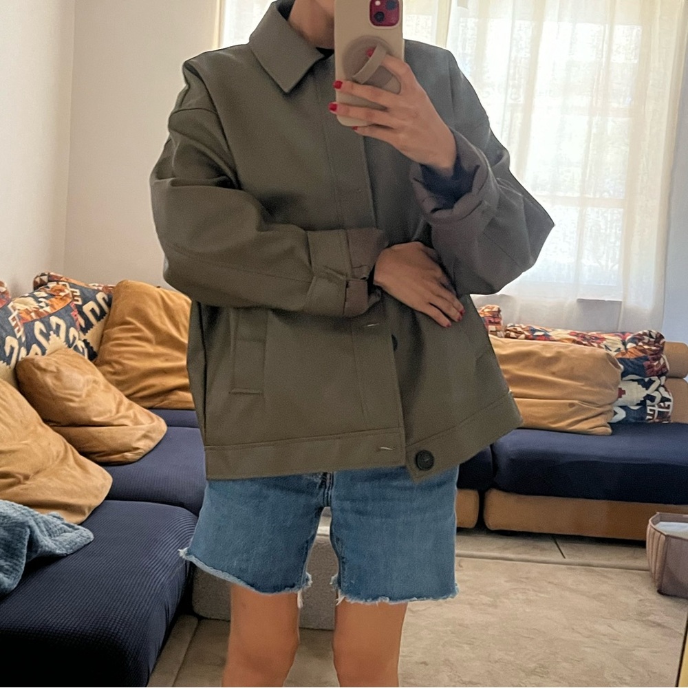 Zara Jacket - Picture 2 of 4